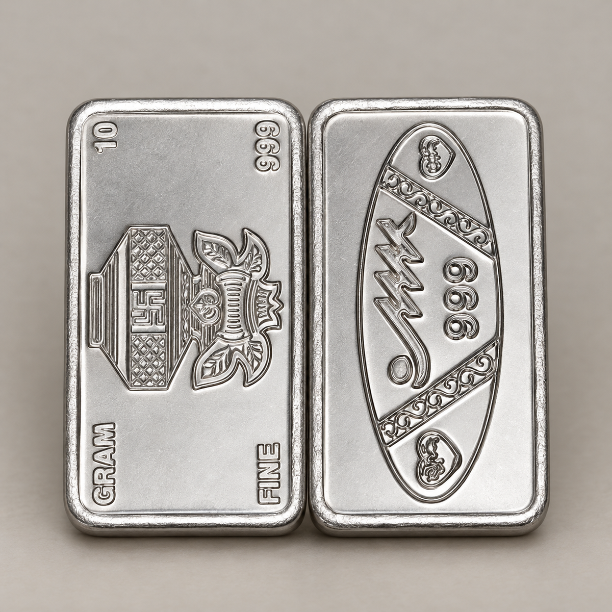 Face and reverse of the 10 gram 999 fine silver bar side by side.
