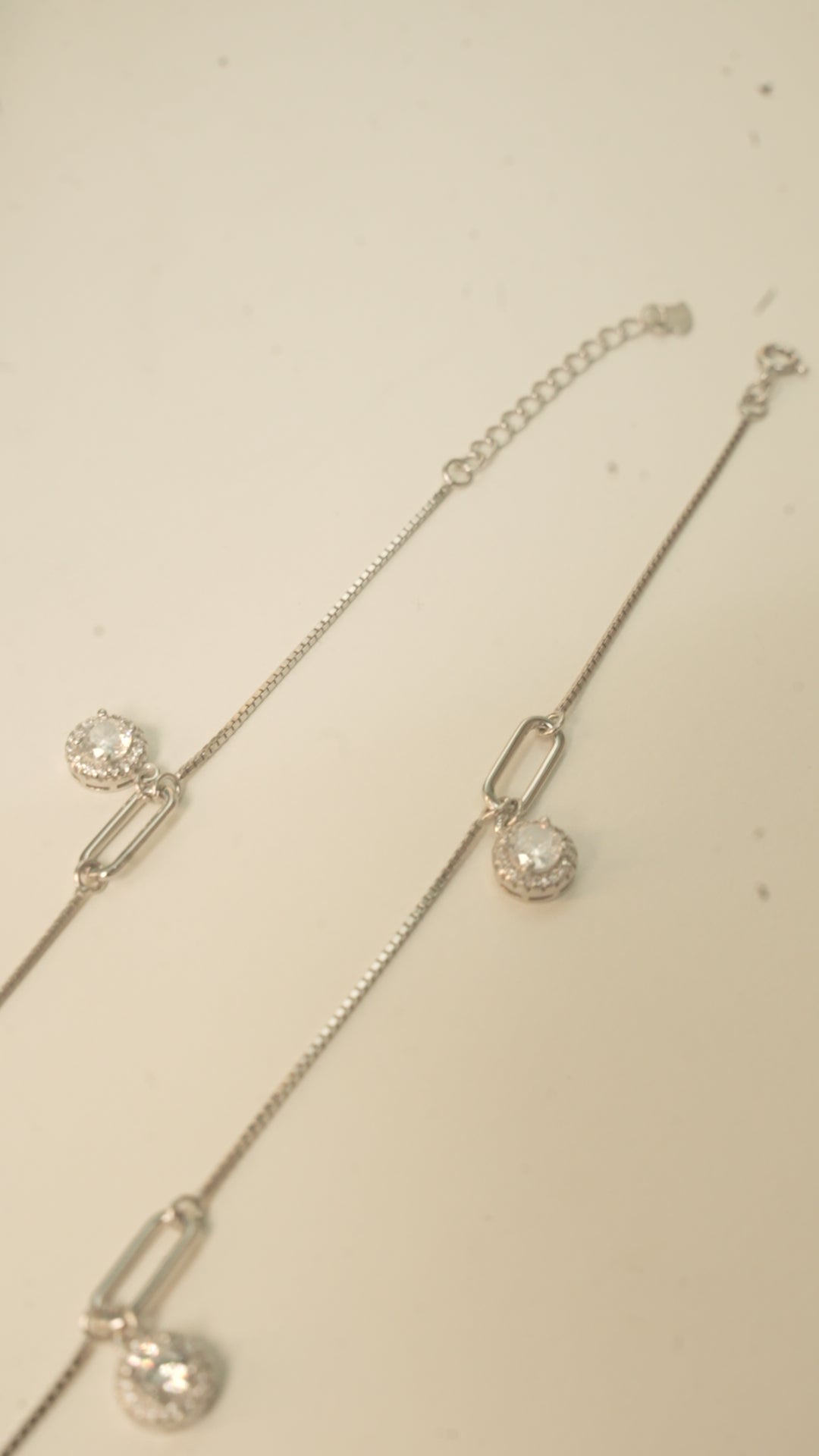 Paperclip Link American Diamond Halo Payal